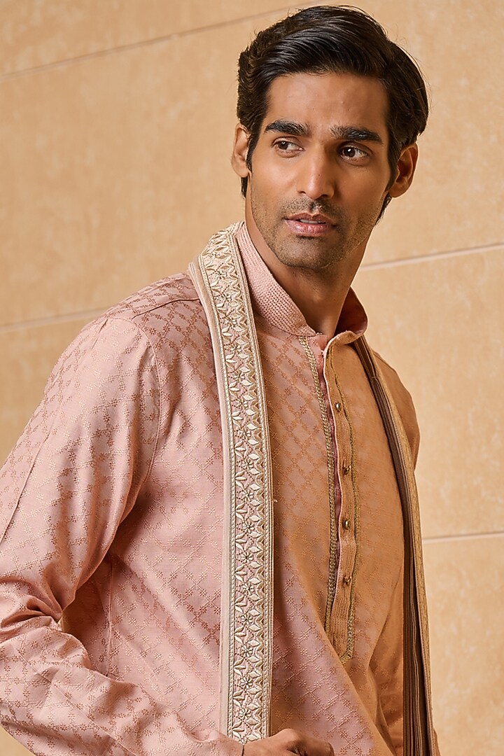 Pink Polyester & Viscose Resham Embroidered Pleated Stole by TASVA at Pernia's Pop Up Shop
