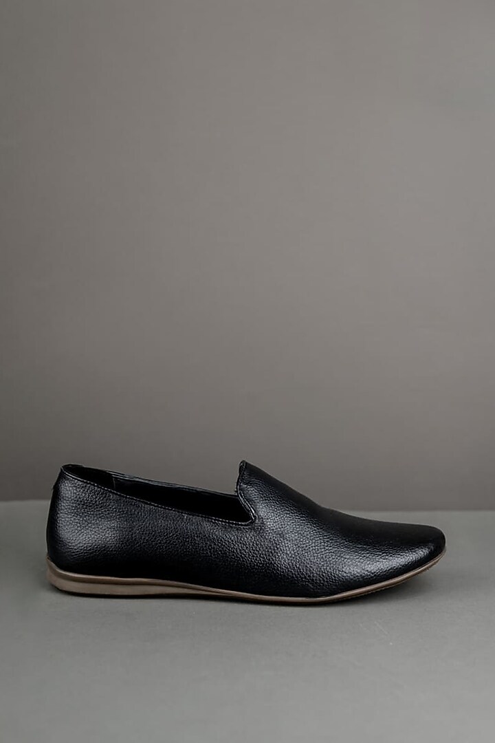 Black Leather Shoes by TASVA at Pernia's Pop Up Shop