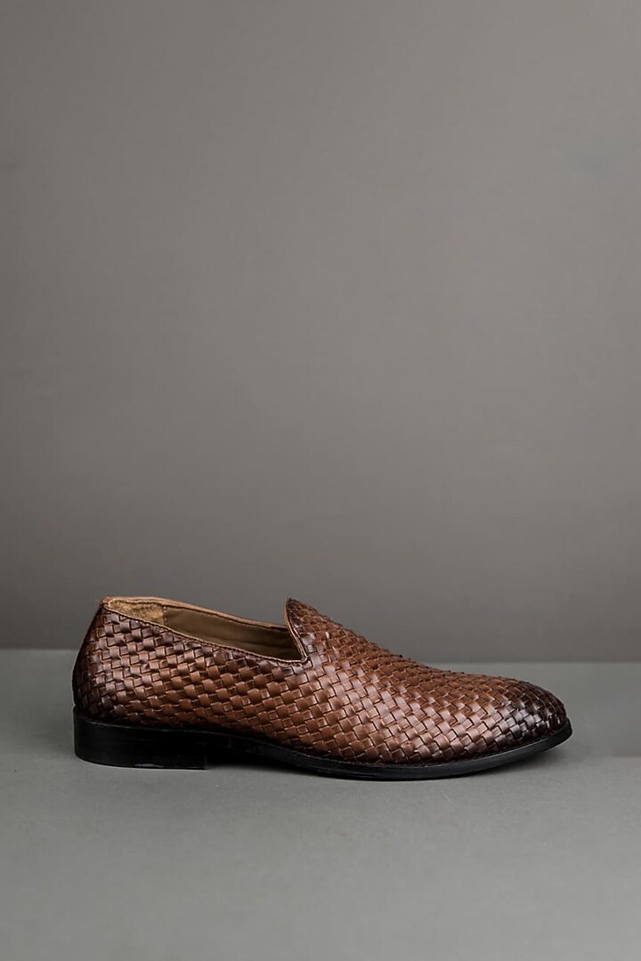 Brown Dual-Toned Leather Shoes by TASVA at Pernia's Pop Up Shop