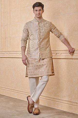 Gold Cotton & Metallic Bundi Jacket Set by TASVA