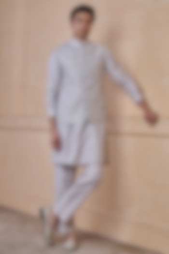 Light Grey Viscose Polyester Threadwork Bundi Jacket Set by TASVA at Pernia's Pop Up Shop