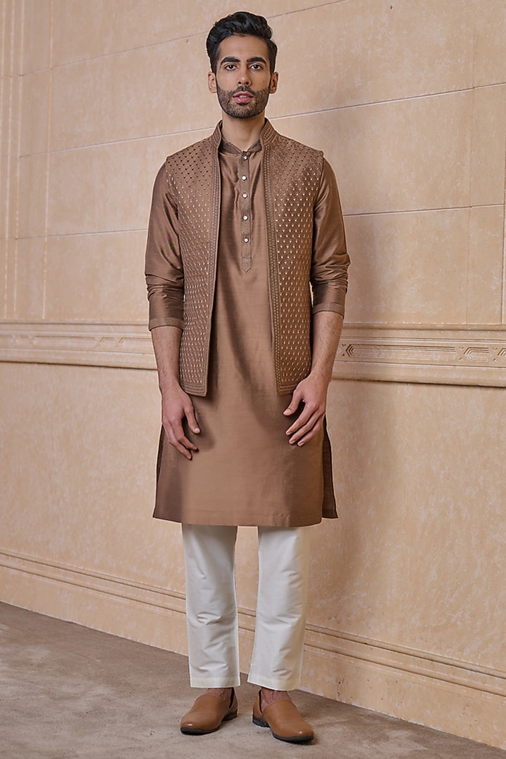 Brown Cotton Embroidered Bundi Jacket Set by TASVA at Pernia's Pop Up Shop