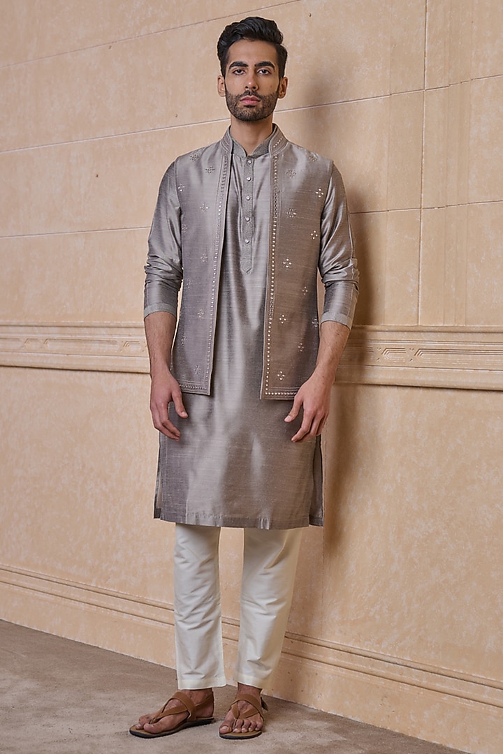 Medium Grey Cotton Embroidered Bundi Jacket Set by TASVA at Pernia's Pop Up Shop