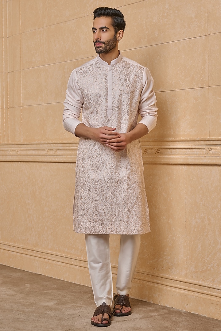 Lilac Viscose Kurta Set by TASVA at Pernia's Pop Up Shop