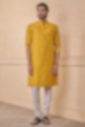 Yellow Viscose & Polyester Kurta Set by TASVA at Pernia's Pop Up Shop