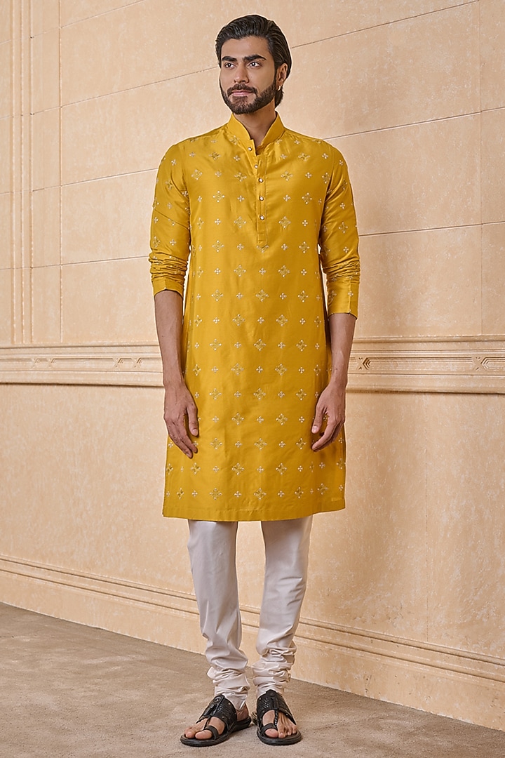 Yellow Viscose & Polyester Kurta Set by TASVA at Pernia's Pop Up Shop