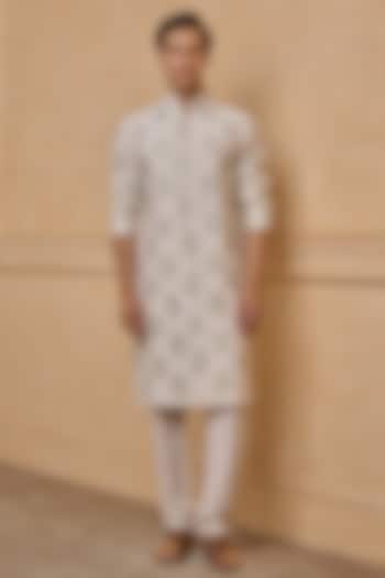Ivory Viscose & Polyester Kurta Set by TASVA at Pernia's Pop Up Shop