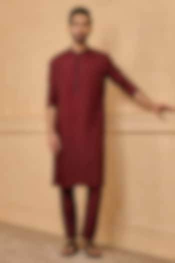 Wine Polyester Kurta Set by TASVA at Pernia's Pop Up Shop