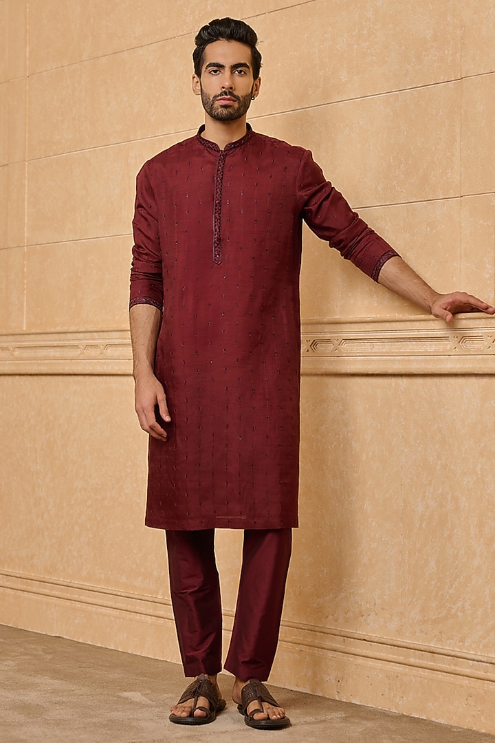 Wine Polyester Kurta Set by TASVA at Pernia's Pop Up Shop