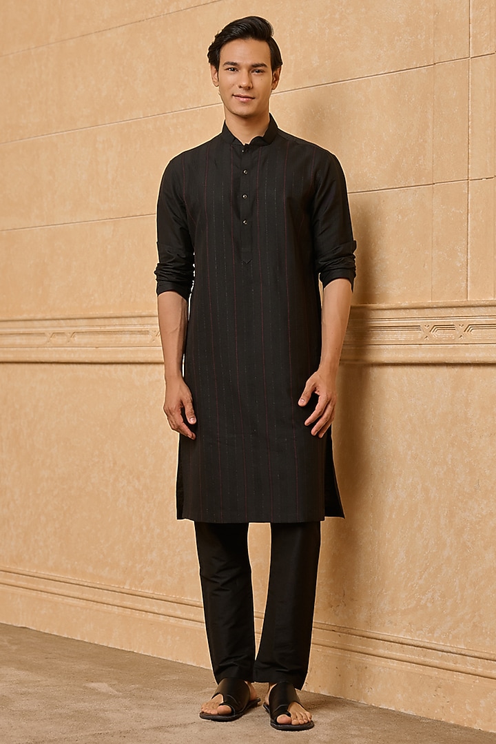 Black Polyester Kurta Set by TASVA at Pernia's Pop Up Shop