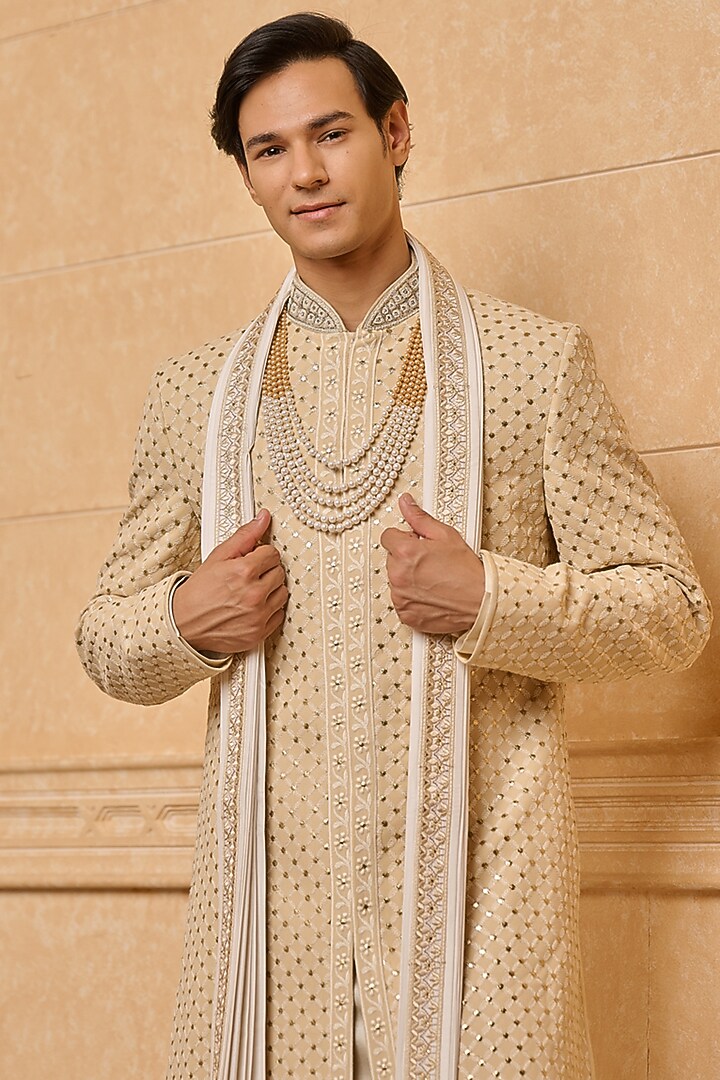 Ivory Viscose Blend Embroidered Pleated Stole by TASVA at Pernia's Pop Up Shop