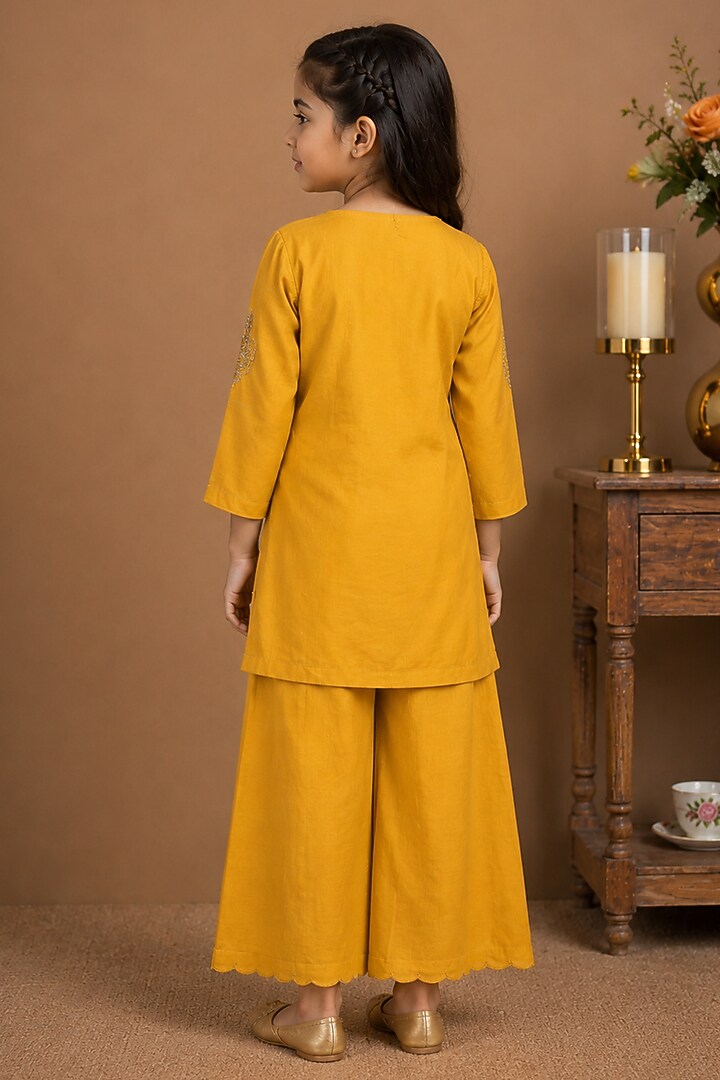 Mustard Yellow Silk Cotton Embroidered Kurta Set For Girls by Tatwa Kids at Pernia's Pop Up Shop
