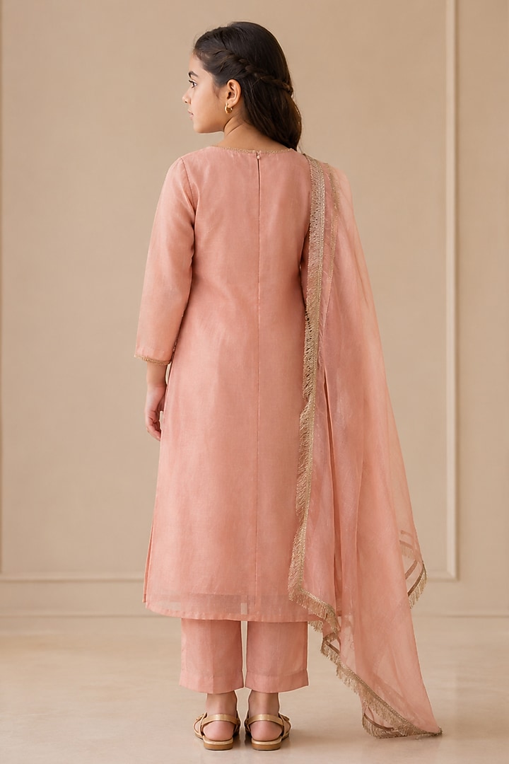 Peach Silk Cotton Embroidered Kurta Set For Girls by Tatwa Kids at Pernia's Pop Up Shop