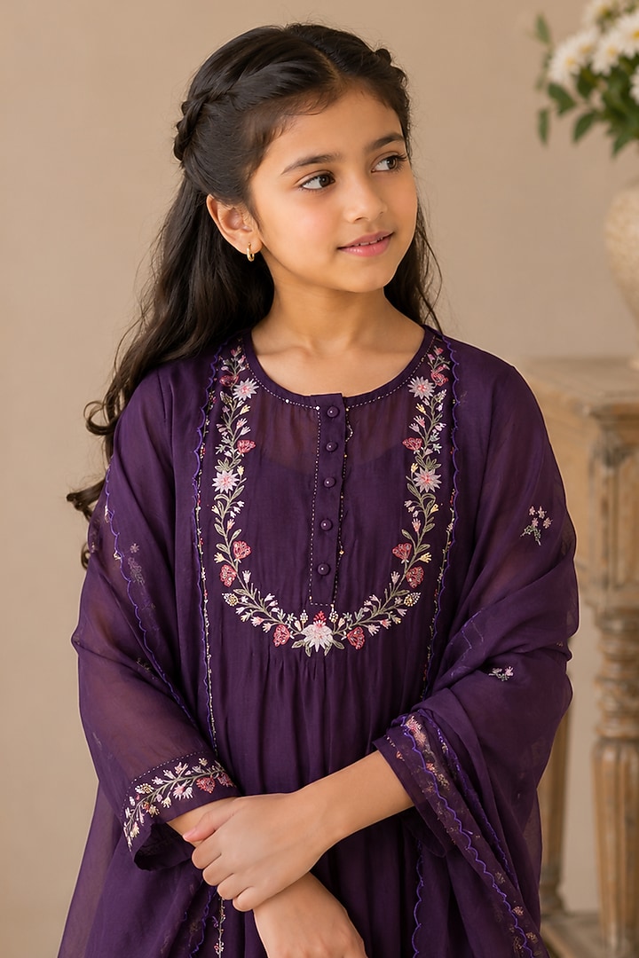 Purple Silk Cotton Hand Embroidered Kurta Set For Girls by Tatwa Kids at Pernia's Pop Up Shop
