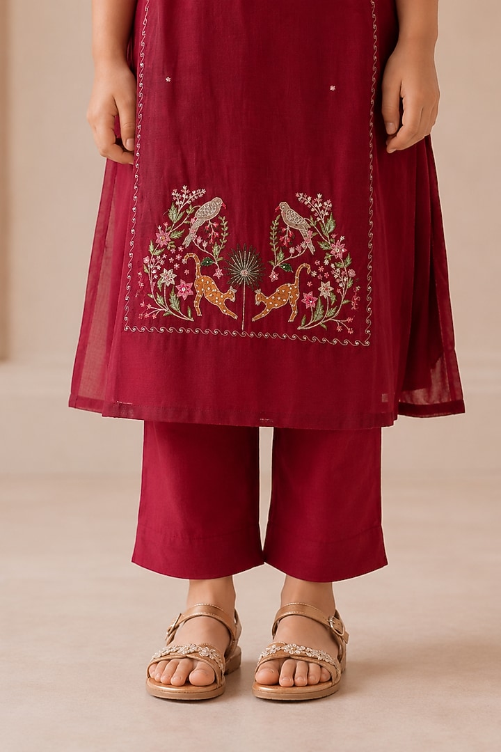 Maroon Silk Cotton Hand Embroidered Kurta Set For Girls by Tatwa Kids at Pernia's Pop Up Shop