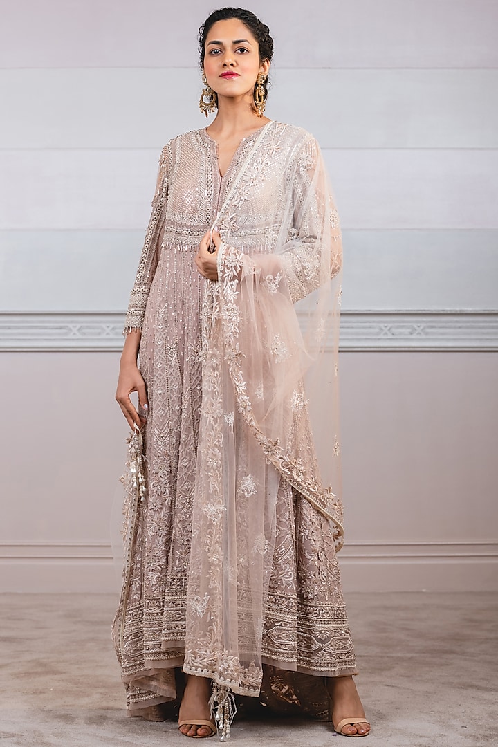 Oyster Embroidered Asymmetrical Kurta Set by Tarun Tahiliani at Pernia's Pop Up Shop