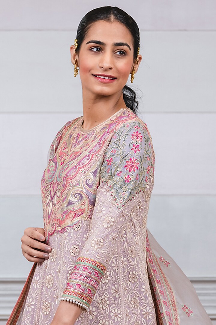 Mauve Embroidered Panelled Kurta Set by Tarun Tahiliani at Pernia's Pop Up Shop