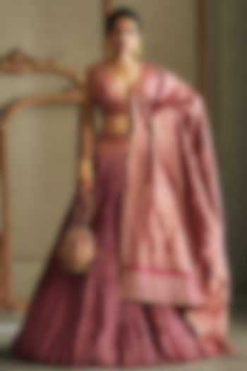 Pink Embroidered Bridal Lehenga Set by Tarun Tahiliani at Pernia's Pop Up Shop