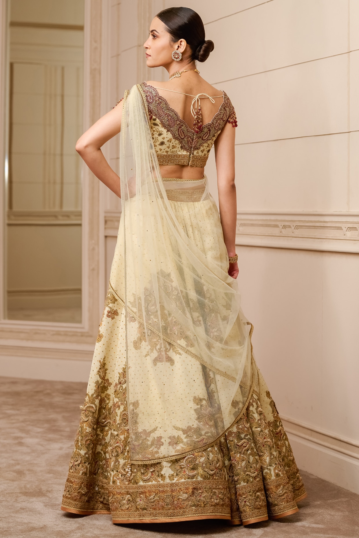 Golden Colour Saree with Contrast Blouse | Banarasi Saree Online