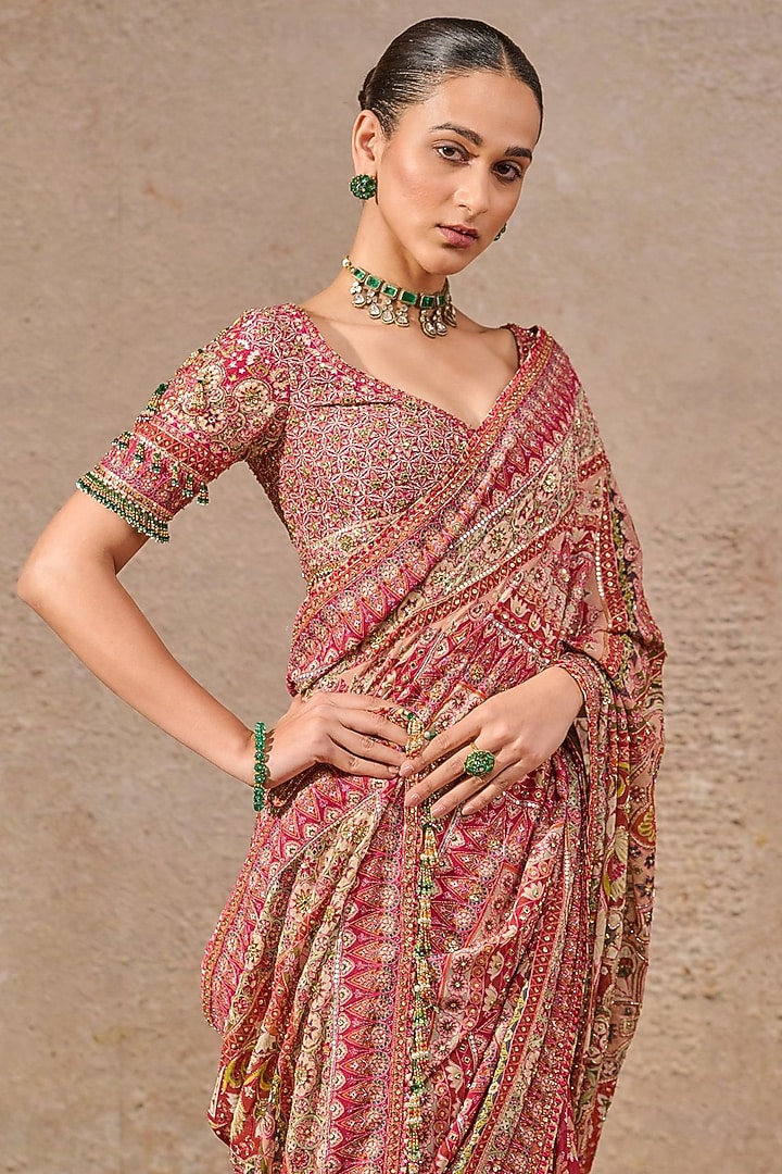 Red Georgette Sequins Embroidered Bridal Saree Set by Tarun Tahiliani at Pernia's Pop Up Shop