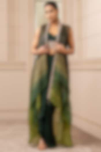 Mehendi Green Ombre Printed Cape Set by Tarun Tahiliani at Pernia's Pop Up Shop