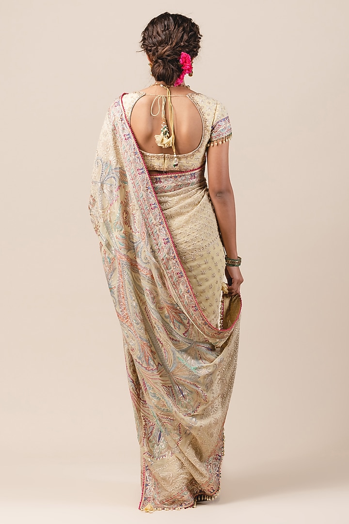Pale Yellow Chikankari Bridal Saree Set by Tarun Tahiliani at Pernia's Pop Up Shop