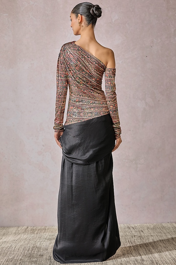 Black Foil Jersey Abstract Printed One Shoulder T-Shirt by Tarun Tahiliani at Pernia's Pop Up Shop