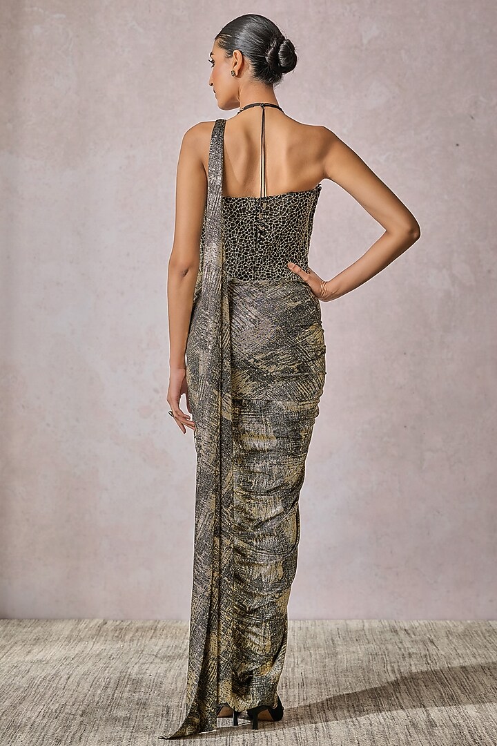 Black & Gold Foil Jersey Concept Reception Saree Set by Tarun Tahiliani at Pernia's Pop Up Shop
