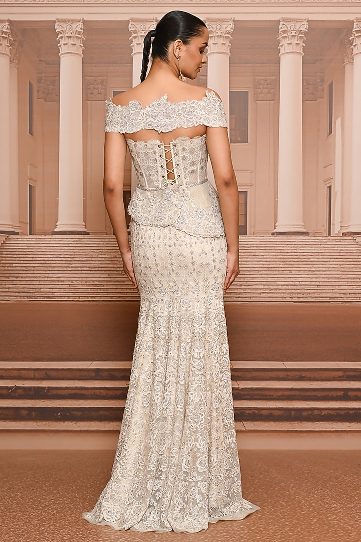 Ivory Tulle Lace Embroidered Bridal Lehenga Saree Set by Tarun Tahiliani at Pernia's Pop Up Shop