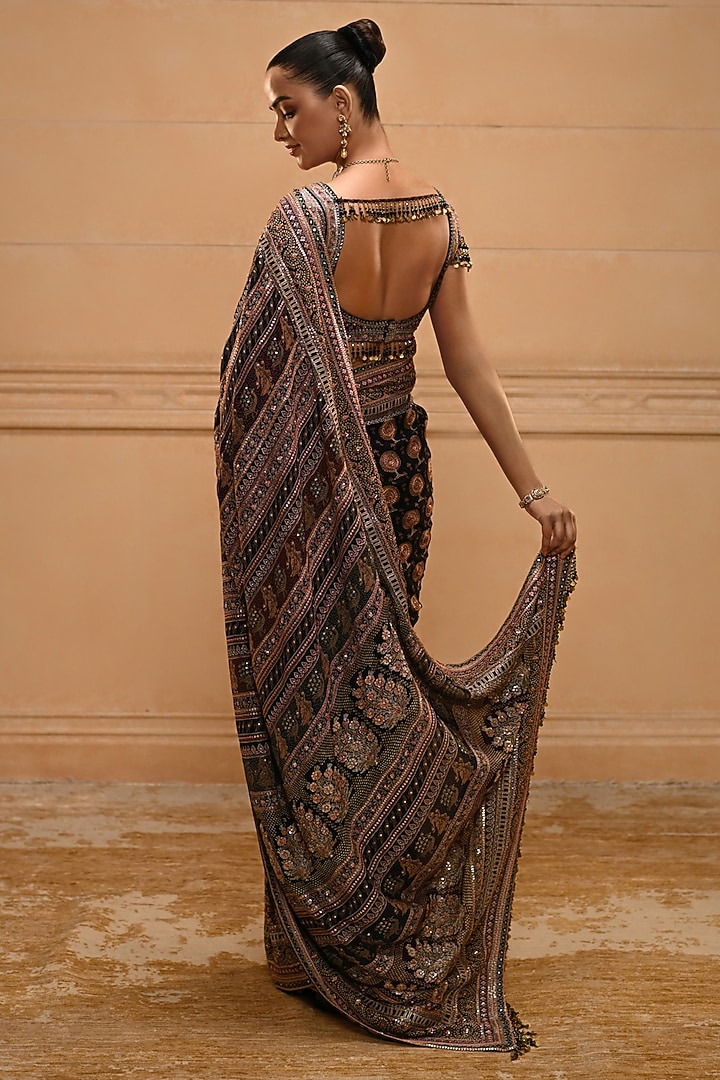 Black Georgette Sequins Embellished Bridal Saree Set by Tarun Tahiliani at Pernia's Pop Up Shop