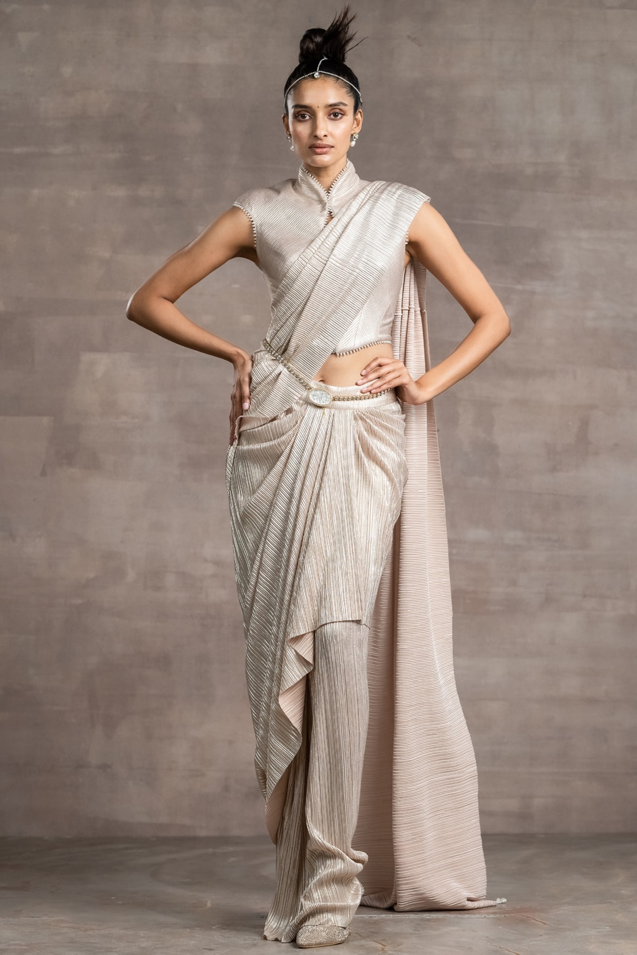 Dressfolk Olive Green and Half Coke Tissue Saree with Fine Silver Meta –  Nykaa Fashion