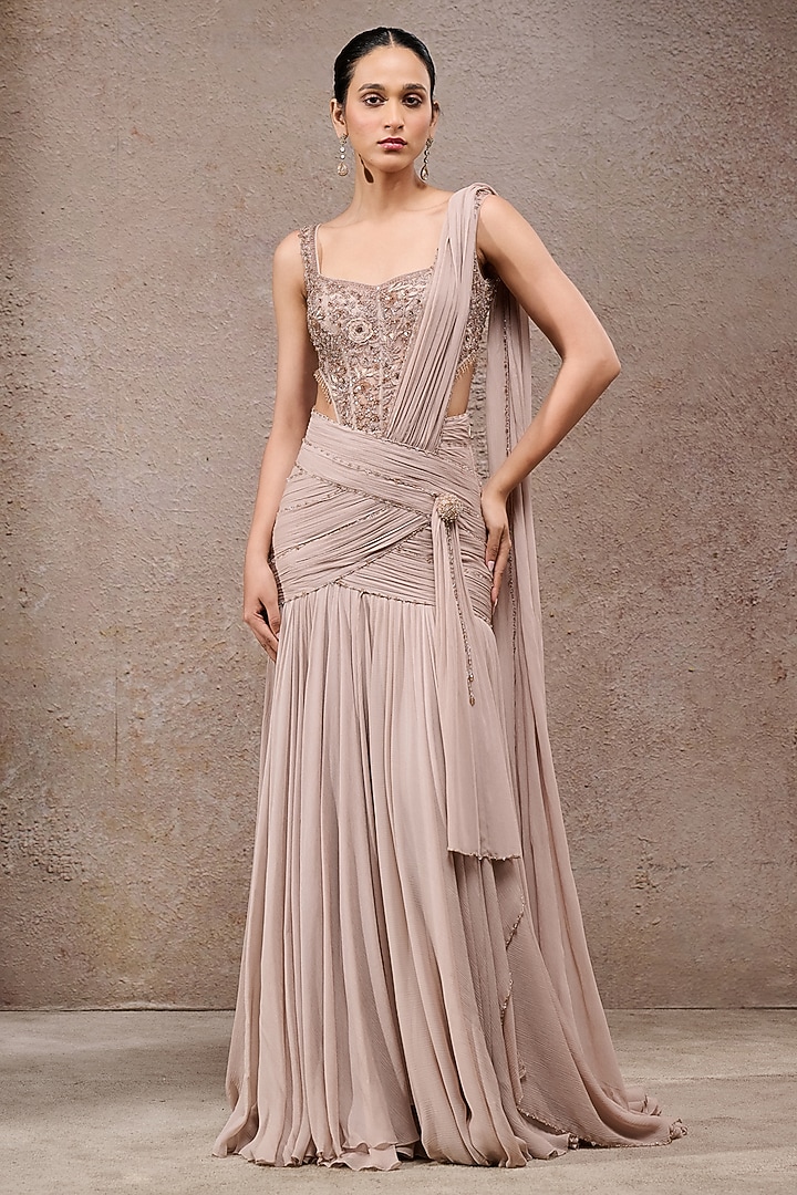 Champagne Chiffon Concept Bridal Saree Set by Tarun Tahiliani at Pernia's Pop Up Shop