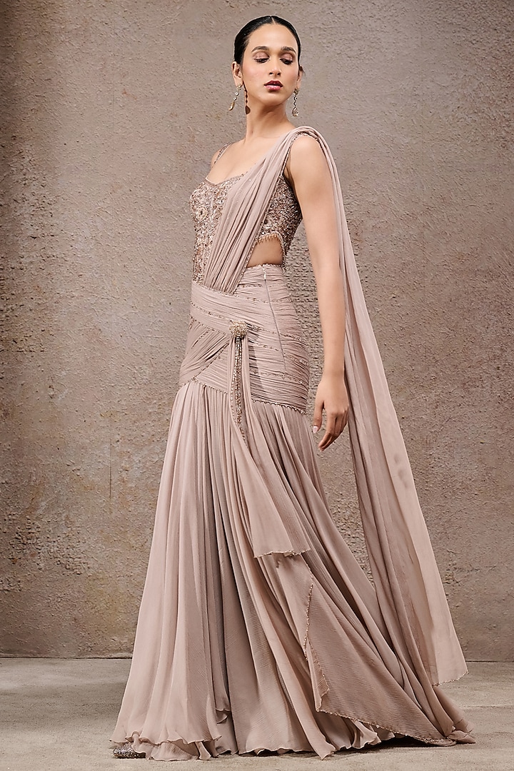 Champagne Chiffon Concept Bridal Saree Set by Tarun Tahiliani at Pernia's Pop Up Shop