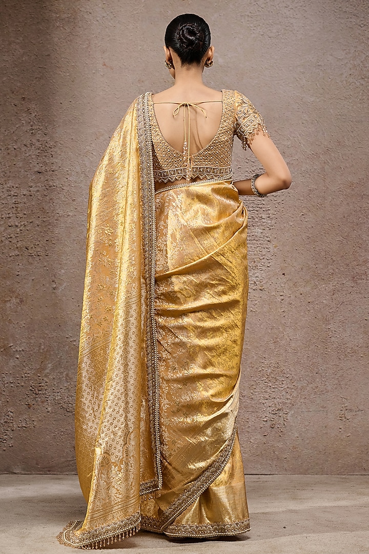 Golden Brocade Embellished Bridal Saree Set by Tarun Tahiliani at Pernia's Pop Up Shop