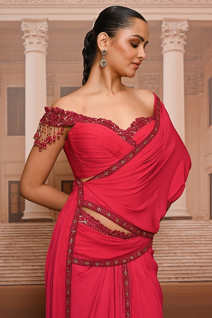 Red Shaded Georgette Draped Concept Reception Saree Set by Tarun Tahiliani at Pernia's Pop Up Shop