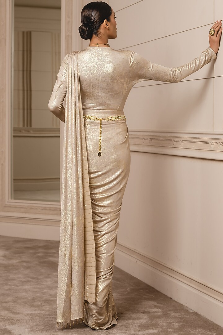 Molten Gold Foil Jersey Concept Reception Saree Set by Tarun Tahiliani at Pernia's Pop Up Shop