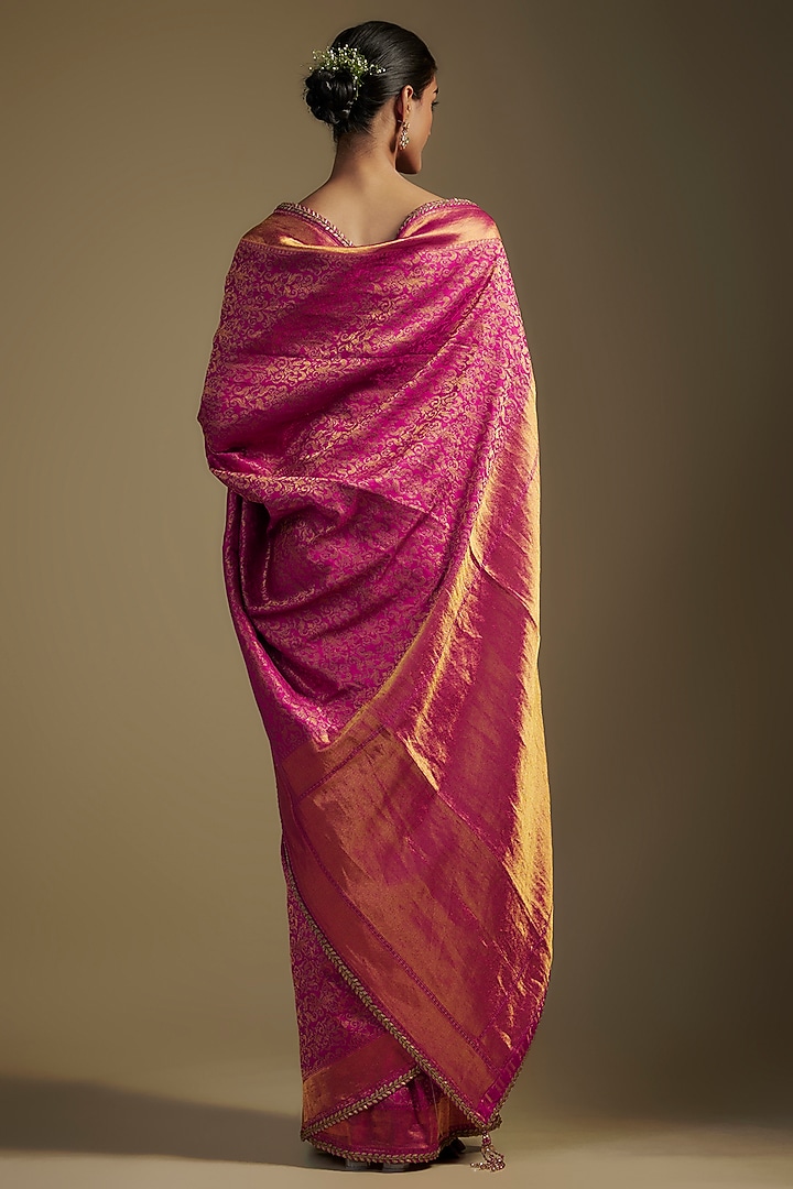 Fuchsia Silk Reception Saree Set by Tarun Tahiliani at Pernia's Pop Up Shop
