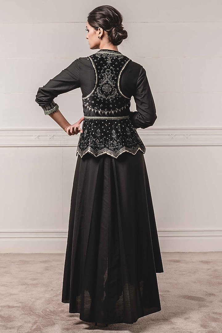 Black Embroidered & Printed Jacket by Tarun Tahiliani at Pernia's Pop Up Shop
