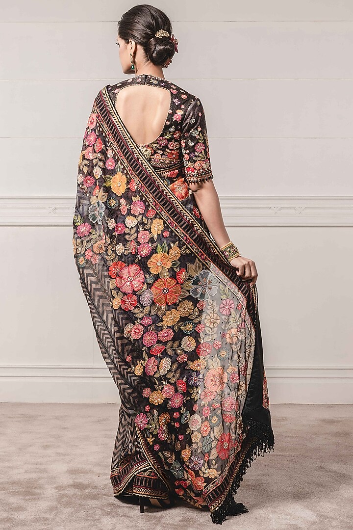 Black Embroidered Bridal Saree Set by Tarun Tahiliani at Pernia's Pop Up Shop