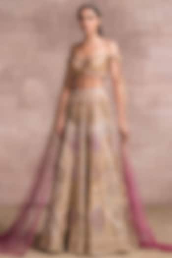 Fuchsia Embellished Kalidar Bridal Lehenga Set by Tarun Tahiliani at Pernia's Pop Up Shop