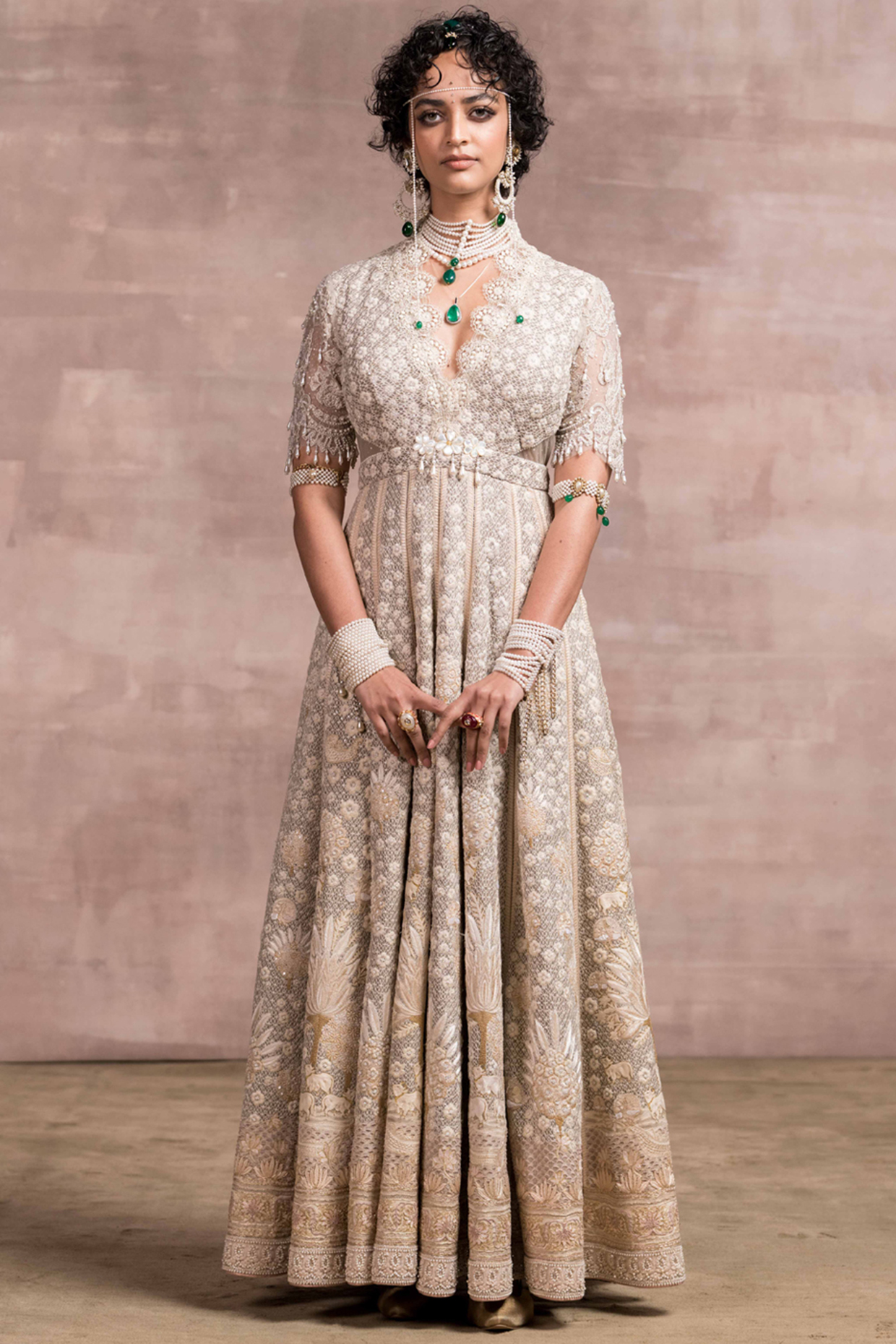 Oyster Embroidered Kalidar Anarkali Set by Tarun Tahiliani at Pernia's Pop Up Shop