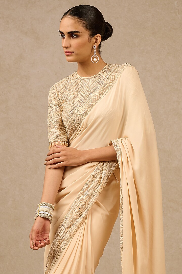 Ivory Silk Georgette Embroidered Reception Saree Set by Tarun Tahiliani at Pernia's Pop Up Shop