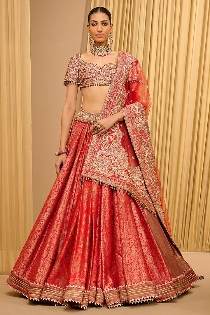 Red Brocade Marori Embroidered Bridal Lehenga Set by Tarun Tahiliani at Pernia's Pop Up Shop