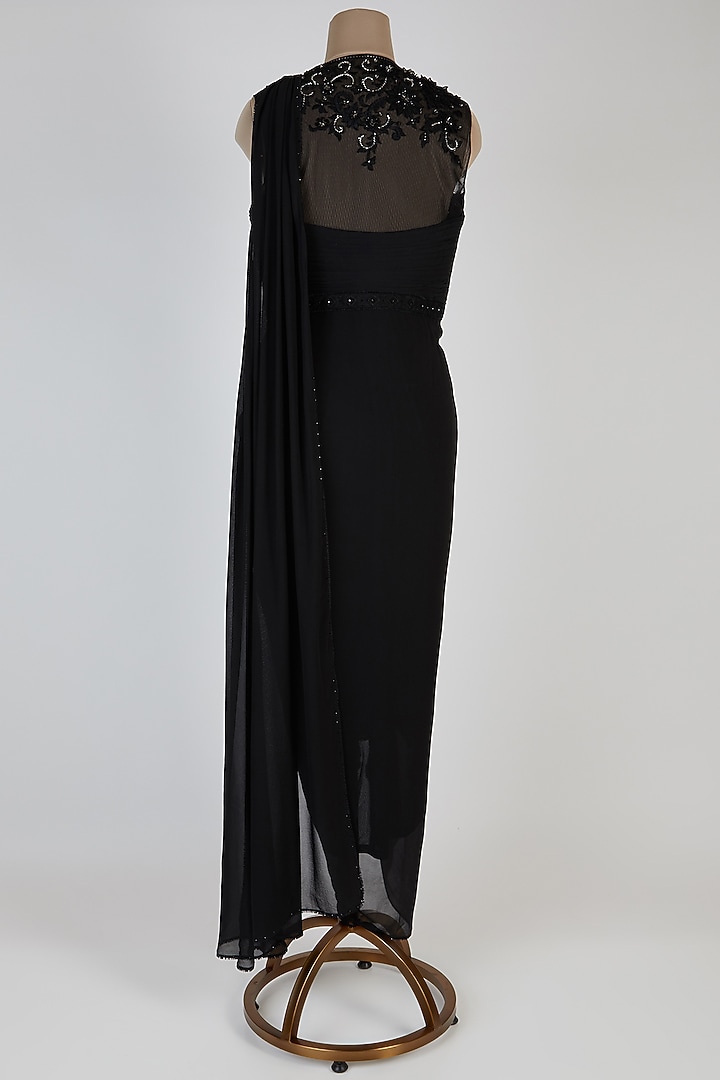 Black Pre-Draped Reception Saree by Tarun Tahiliani at Pernia's Pop Up Shop