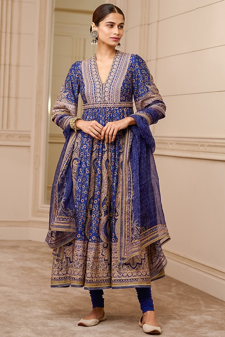 Blue Chanderi Printed Kurta Set by Tarun Tahiliani at Pernia's Pop Up Shop