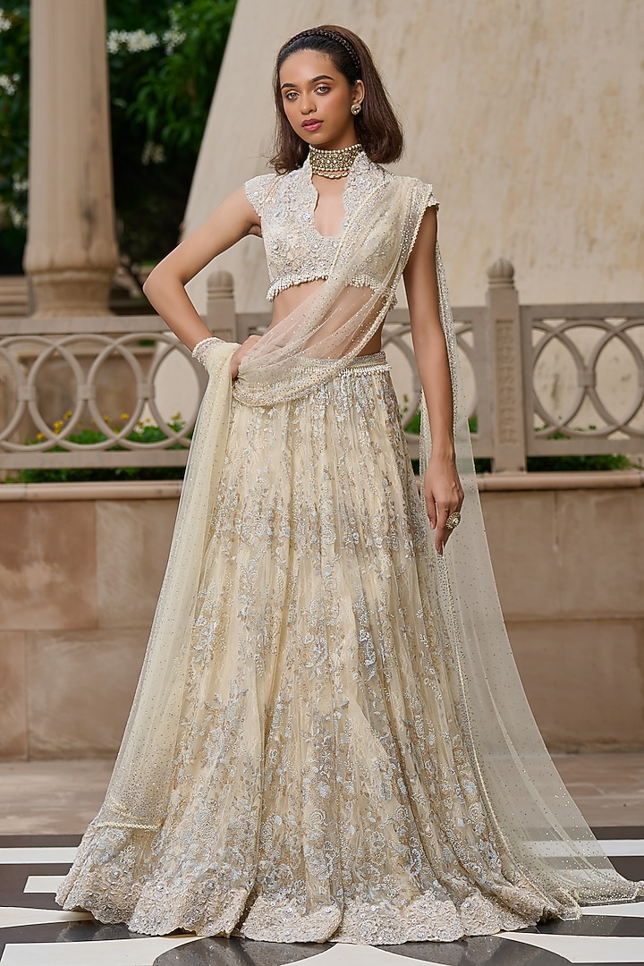 Ivory Tulle Embellished Bridal Lehenga Set by Tarun Tahiliani at Pernia's Pop Up Shop
