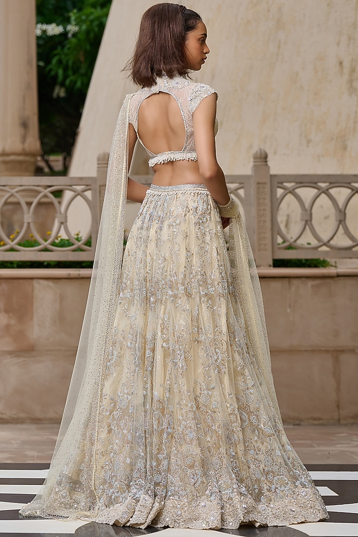 Ivory Tulle Embellished Bridal Lehenga Set by Tarun Tahiliani at Pernia's Pop Up Shop