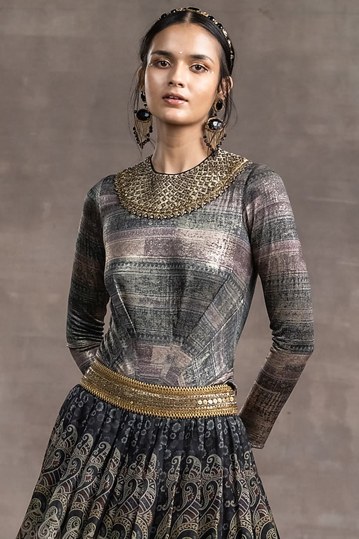 Black Embroidered Skirt Set by Tarun Tahiliani at Pernia's Pop Up Shop