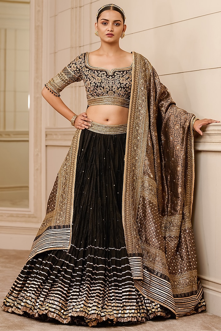 Black Crushed Chanderi Lehenga Set by Tarun Tahiliani