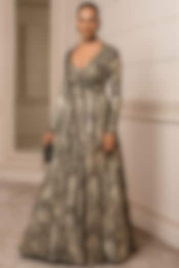 Metallic Black Cape-Style Wedding Gown by Tarun Tahiliani at Pernia's Pop Up Shop